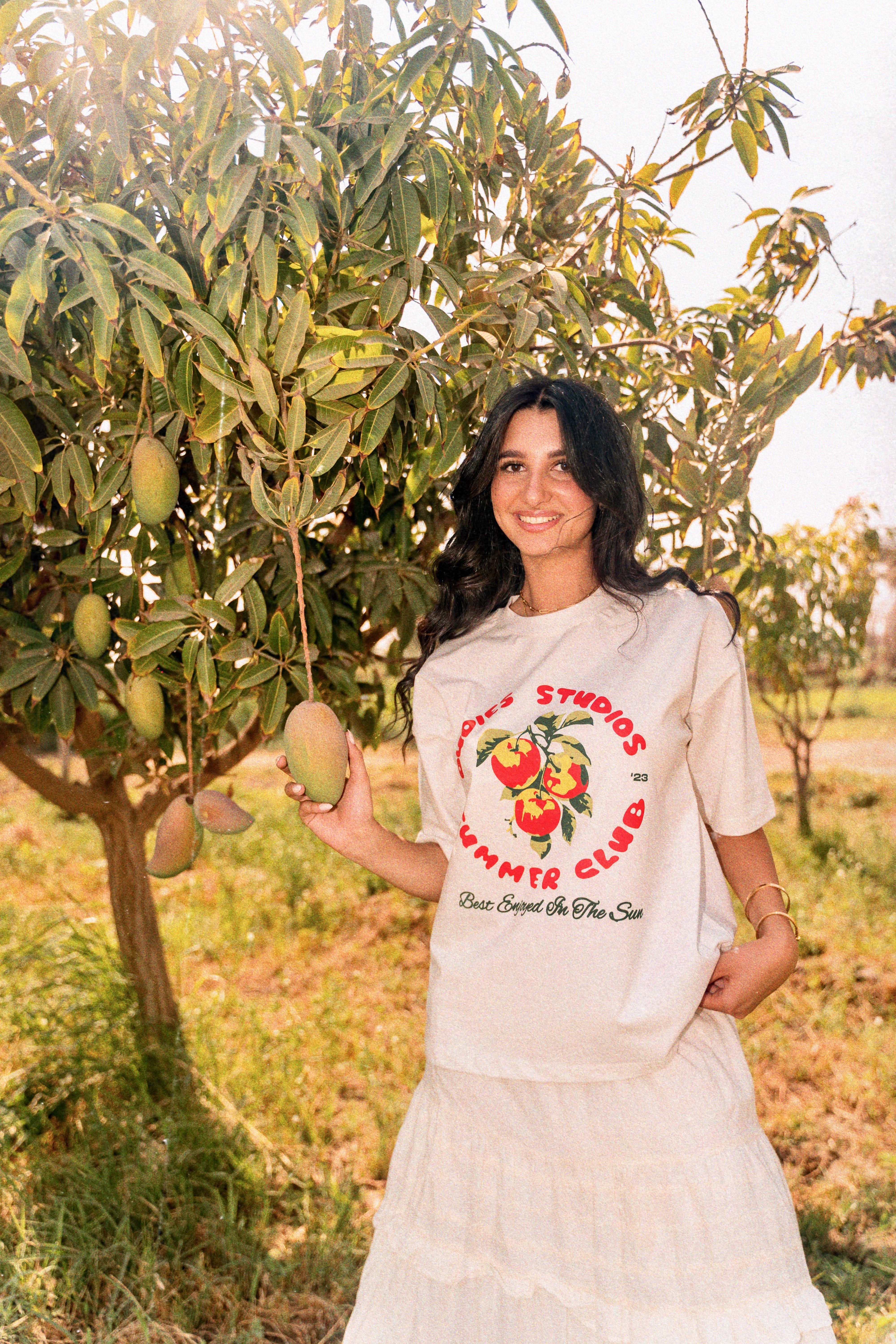 OUDIES STUDIOS SUMMER CLUB TEE