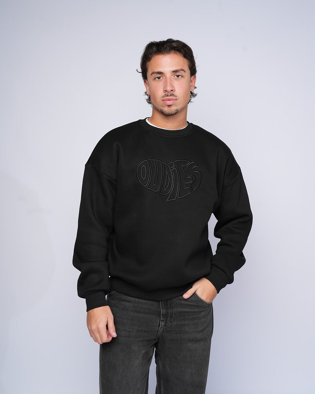 Signature Oudies Crewneck (Black)