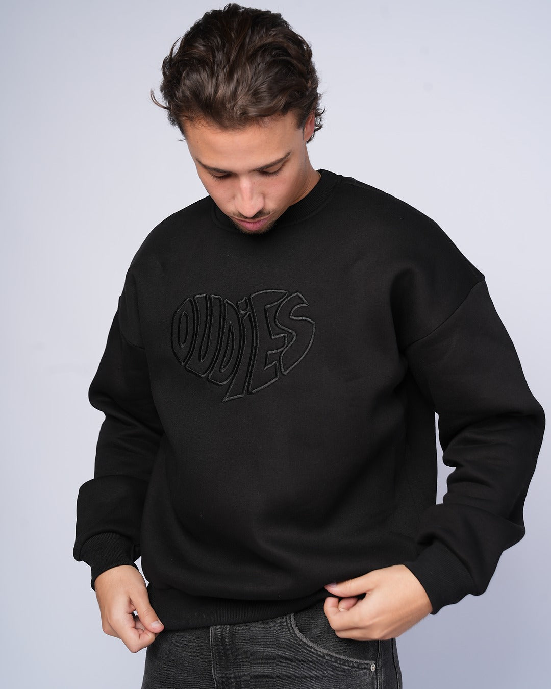 Signature Oudies Crewneck (Black)