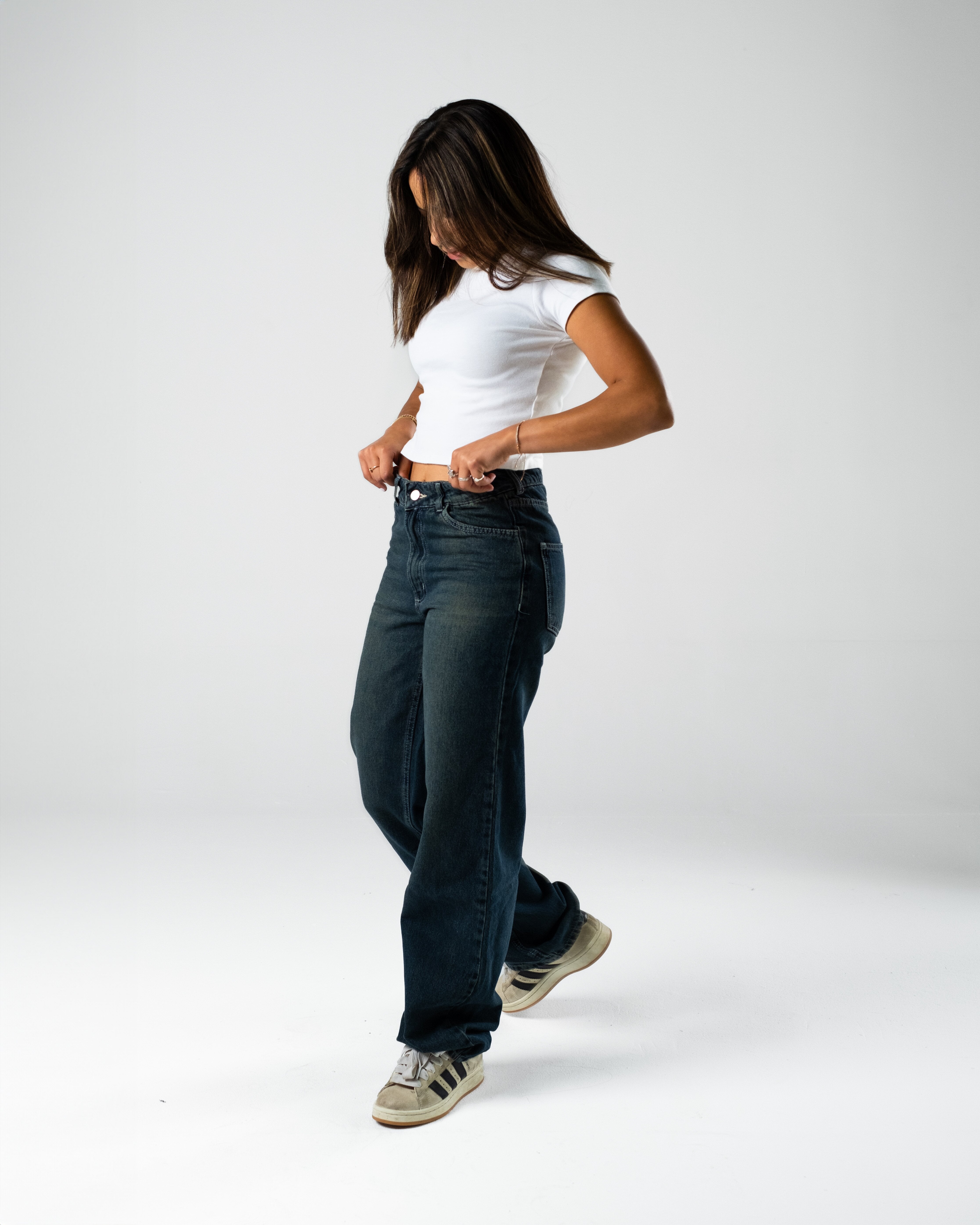 90's Fit Women's Jeans (Stone Washed Blue)