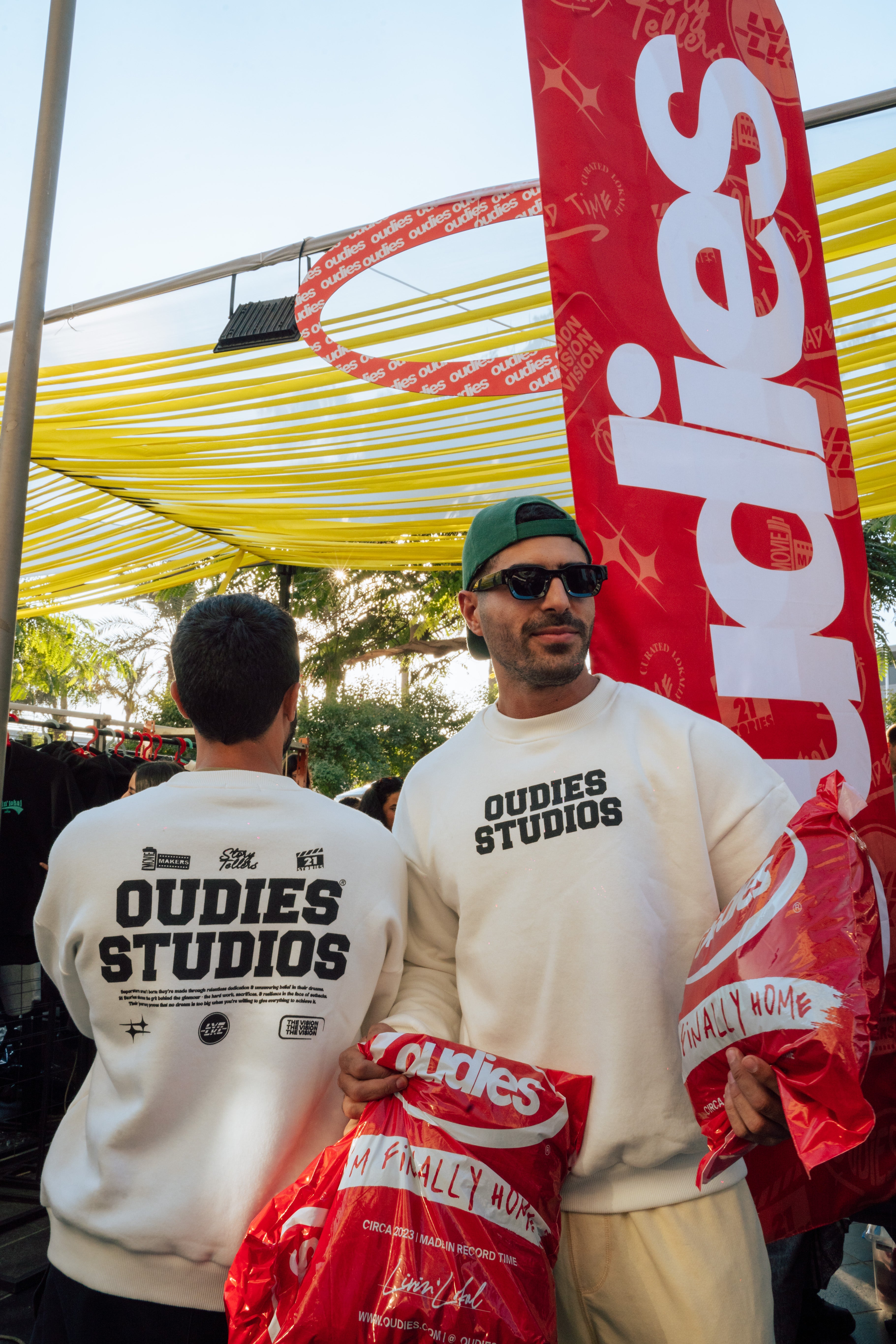 Crewneck Oudies Studios Off-white